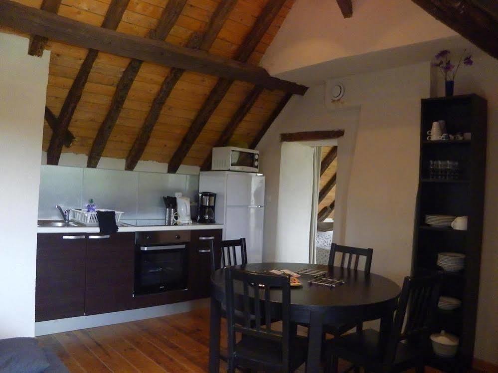 Domaine Du Moulin De Champie - Versailles - Gites & Suites Feucherolles エクステリア 写真
